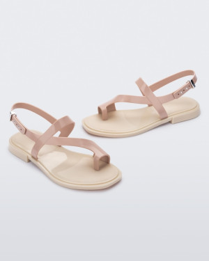 MELISSA CASSIE AD - 