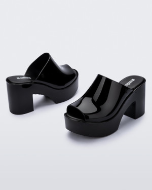 MELISSA MULE HYPE AD - 