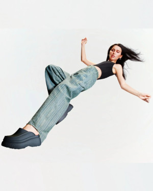 MELISSA CLOG + MARC JACOBS AD - 