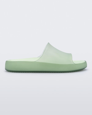 MELISSA CLOUD SLIDE AD - 