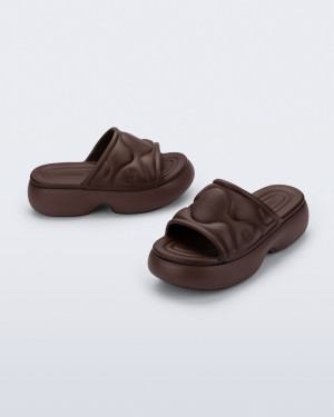 MELISSA FREE PUFF PLATFORM AD -