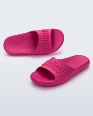 MELISSA FREE ESSENTIAL SLIDE AD - 