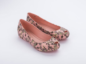 MELISSA ULTRAGIRL + ROSEBLEU AD - 