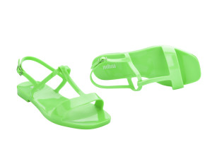 MELISSA ESSENTIAL NEW FEMME AD -