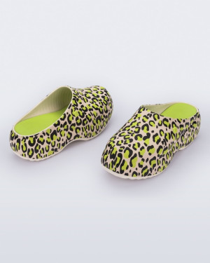 MELISSA FREE CLOG PRINTED PLATFORM AD - 