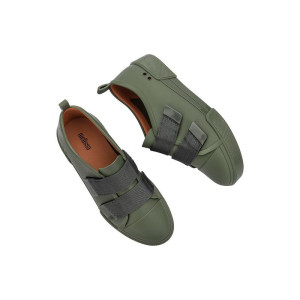 MELISSA COOL SNEAKER AD - 