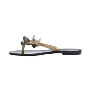 MELISSA HARMONIC FLY AD - 