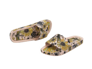 MELISSA BEACH SLIDE PRINT AD - 