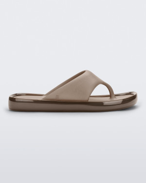 MELISSA FLOAT AD MELISSA FLOAT AD