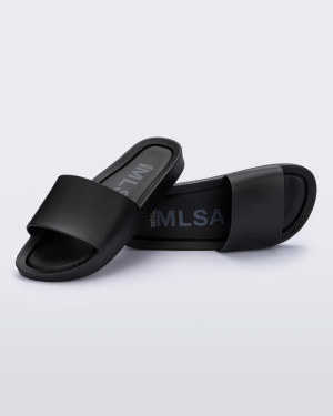 MELISSA BEACH SLIDE AD -
