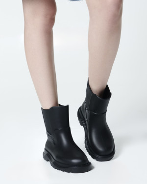 MELISSA FREE OUT AD - 