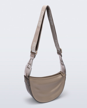 MELISSA VIBE BAG AD - 