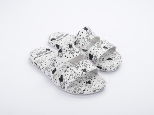 MELISSA COLOR POP + MICKEY AND FRIENDS AD - 