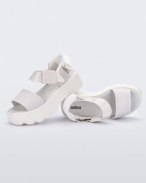MELISSA KICK OFF SANDAL AD - 