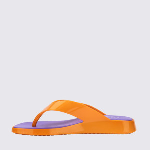 MELISSA BRAVE FLIP FLOP AD - 