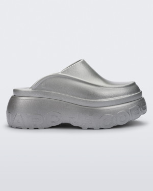 MELISSA CLOG + MARC JACOBS AD - 