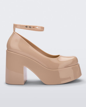 MELISSA DOLL HEEL AD - 