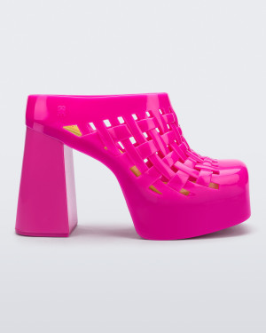 MELISSA CLOG HEEL + MARSHAL COLUMBI MELISSA CLOG HEEL + MARSHAL COLUMBI