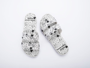 MELISSA COLOR POP + MICKEY AND FRIENDS AD - 