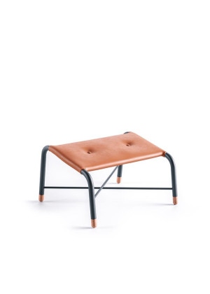 Ottoman 36914, Base 4 Pés Com Ponteiras Em Madeira Natural Envernizada - Linha Stretch - Cavaletti  - Rev Couro Ecologico - Cor (Cec)Bege Ottoman 36914, Base 4 Pés Com Ponteiras Em Madeira Natural Envernizada - Linha Stretch - Cavaletti  - Rev Couro Ecologico - Cor (Cec)Bege