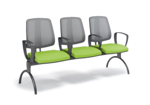 Conjunto Cadeiras Auditório 43110, 3 Lugares, Enc. Tela Flip, Braço Loop Intercalado, Sapata Traseira C/ Regulagem - Estrutura Preta - Linha Flip - Cavaletti  - Rev Space - Cor (Space) Azul - Tlflip Preto Conjunto Cadeiras Auditório 43110, 3 Lugares, Enc. Tela Flip, Braço Loop Intercalado, Sapata Traseira C/ Regulagem - Estrutura Preta - Linha Flip - Cavaletti  - Rev Space - Cor (Space) Azul - Tlflip Preto