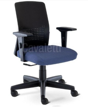 Cadeira Giratória 17201 Syncron, Encosto Plástico, Aranha C/ Polaina , Rod. 65 Nylon, Braço Sl, Estrutura Preta - Linha Moov – Cavaletti  - Rev Couro Ecologico - Cor (Cec)Cinza Cadeira Giratória 17201 Syncron, Encosto Plástico, Aranha C/ Polaina , Rod. 65 Nylon, Braço Sl, Estrutura Preta - Linha Moov – Cavaletti  - Rev Couro Ecologico - Cor (Cec)Cinza