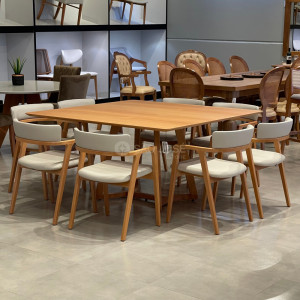 Conjunto Mesa Quadrada Milo e 8 Cadeiras Arpa