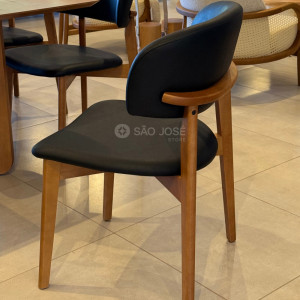 Conjunto Mesa Zoe e 8 Cadeiras Monic - 