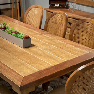 Conjunto Mesa Pés Torneados e 8 Cadeiras Medalhão - 