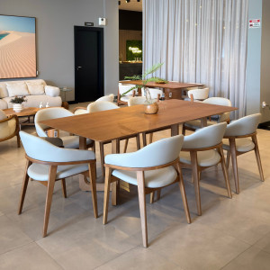 Conjunto Mesa Zoe e 8 Cadeiras Pala - 