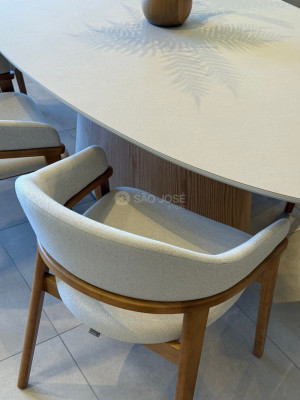 Conjunto Mesa Oval Master e Cadeira Pala - São José Store - 