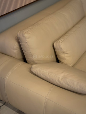 Sofá de Couro Téramo - São José Store - 