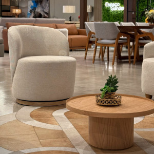 Poltrona Giratória Gucci Essere