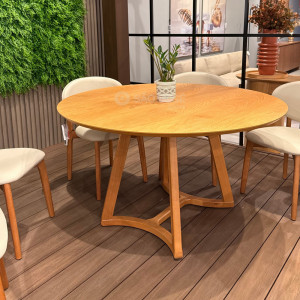 Conjunto Mesa Redonda Milo e 6 Cadeiras Camboriú - 