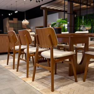 Conjunto Mesa Flow e Cadeira Megan - São José Store - 