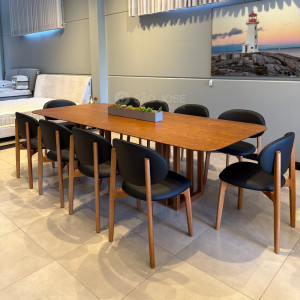 Conjunto Mesa Atila e 10 Cadeiras Camboriú