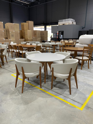 Conjunto Mesa Maranello e Poltrona Lana - São José Store