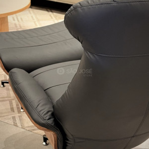 Poltrona Paige com Puff Salva - 