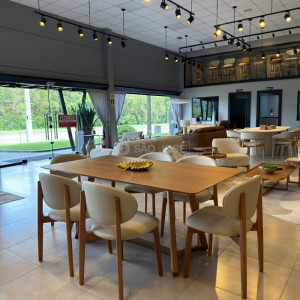 Conjunto Mesa Milo e 6 Cadeiras Camboriú - 