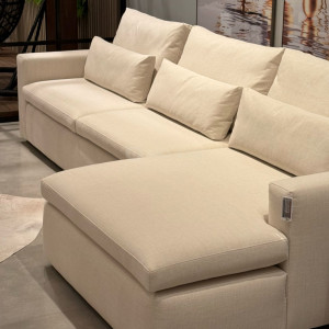 Sofá com Chaise Magno 3,30 x 1,60m - 