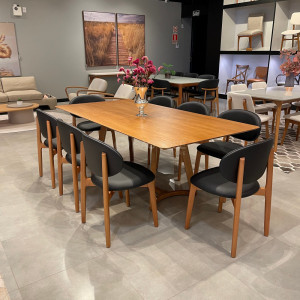 Conjunto Mesa Milo e 8 Cadeiras Camboriú - 