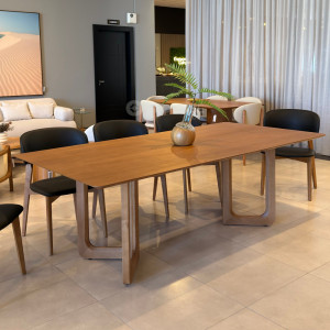 Conjunto Mesa Zoe e 8 Cadeiras Monic - 