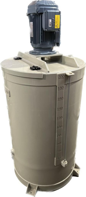 Tanque Dispersor 200L Polipropileno Motor 2cv Com Painel Elétrico 220v Mono Com Inversor De Frequência