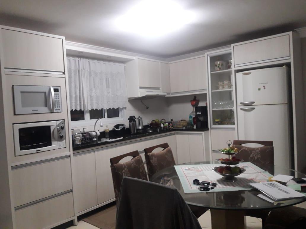 https://s3-sa-east-1.amazonaws.com/static-arbo/CA1000/5DvW2cyiEwfttnZeJE5iuX5yH437sKa0pvm8FSKFLaCyTHV0RDyg_Wp31EVgOLixmT9yKqjIVyZeiuLaM2vSxAW2coW7OSf1ZQ.jpg