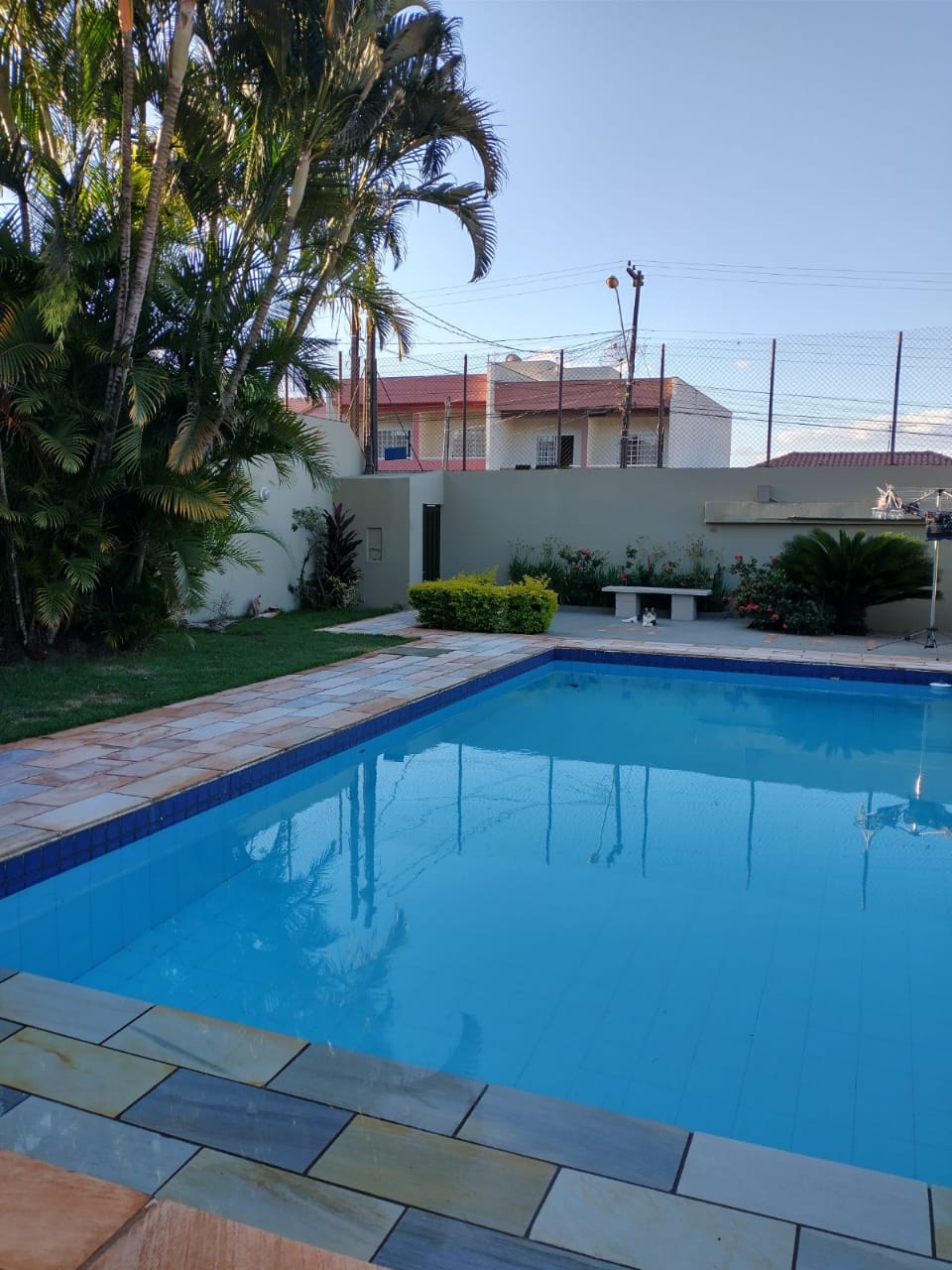 https://s3-sa-east-1.amazonaws.com/static-arbo/CA1323_GPRDO/casaavendajardimmorumbicambepr_1620828366327.jpeg