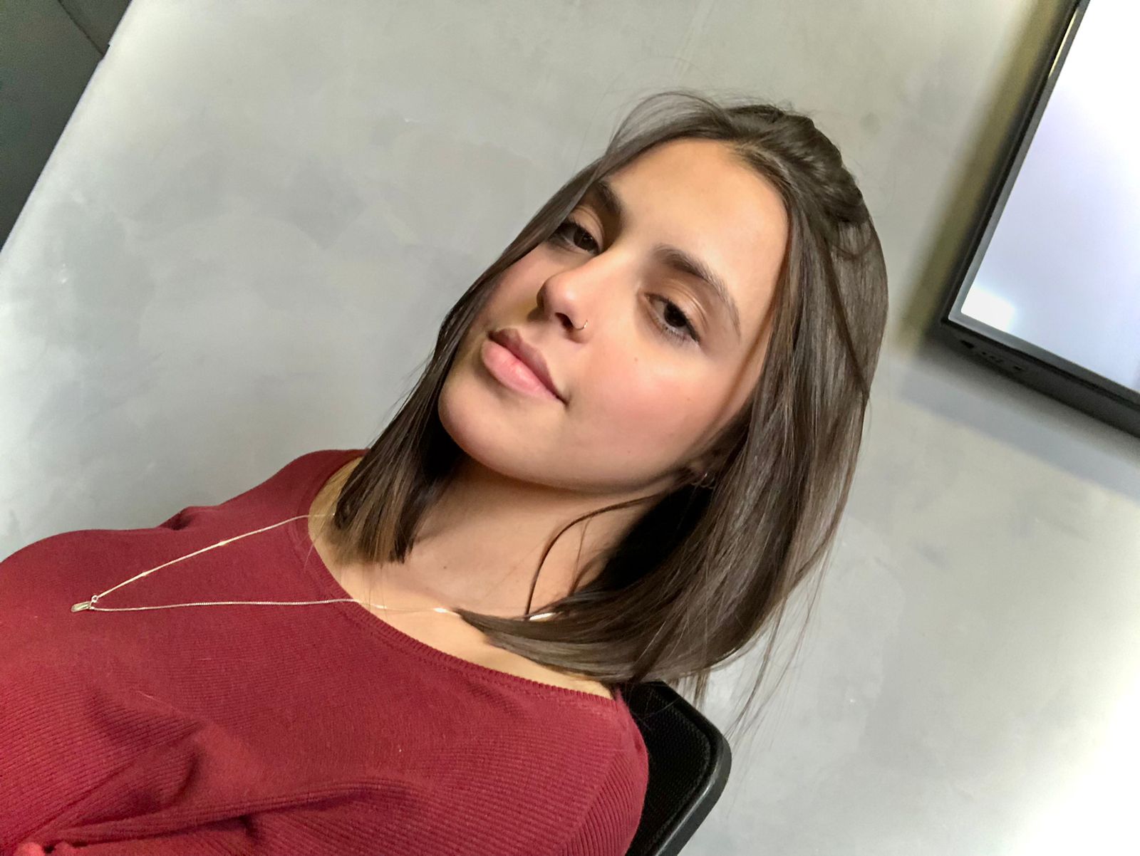 corretor Ana Clara Lobato, imobiliária Realize Pra Você