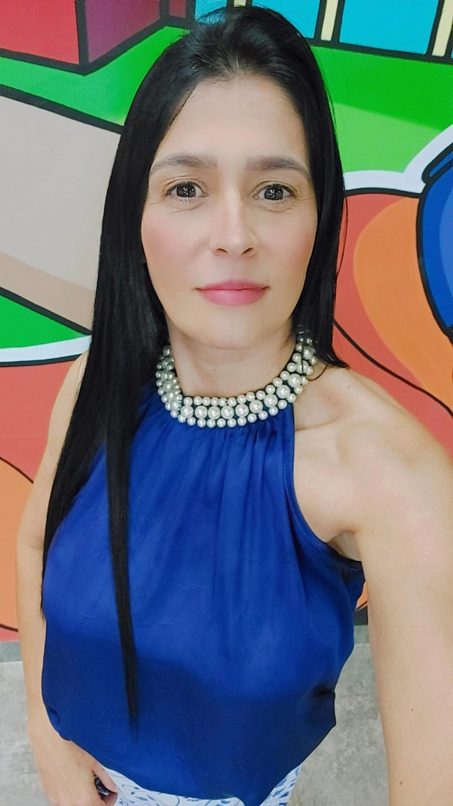 corretor Thais Rezende, imobiliária Realize Pra Você