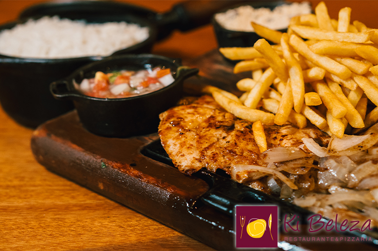 Filé de Frango com Fritas