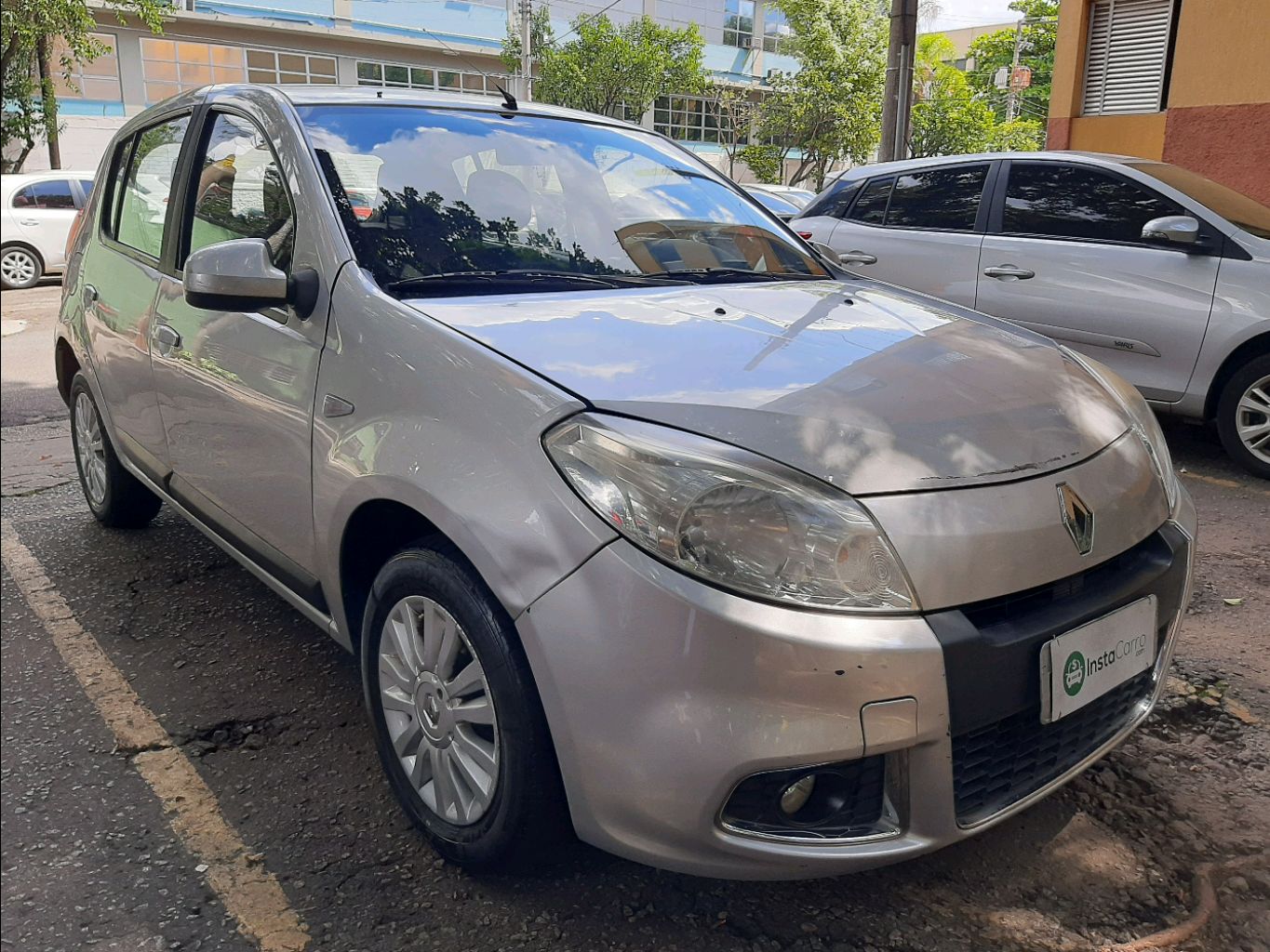SANDERO