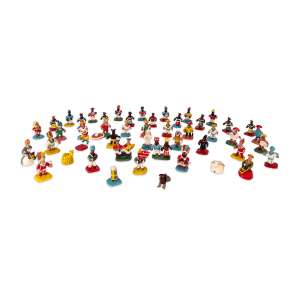 <b>EDVANE VITALINO NETA - Personagens do Maracatu</b><br><br>conjunto de 48 peças em barro cozido e policromado, todas ass. nos versos das bases<br>cerca de 4 x 2 x 3 cm, cada